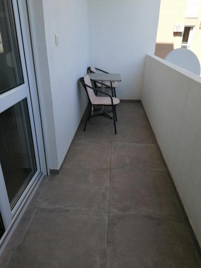 Apartman Petra Pula Buitenkant foto